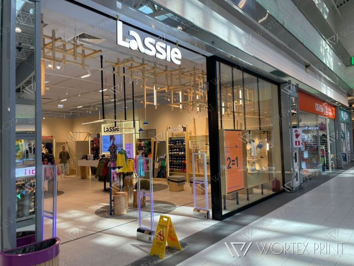 Вывески Lassie для сети детских магазинов