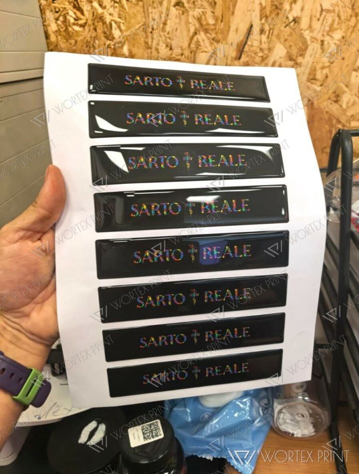 Таблички Sarto Reale из акрила для магазинов